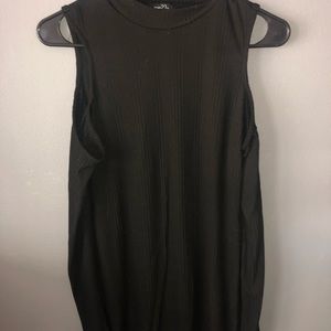 Super sexy form fitting black dress!